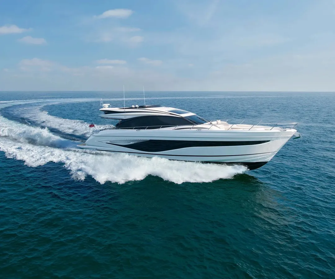 Princess S72 — Exterior photo 6