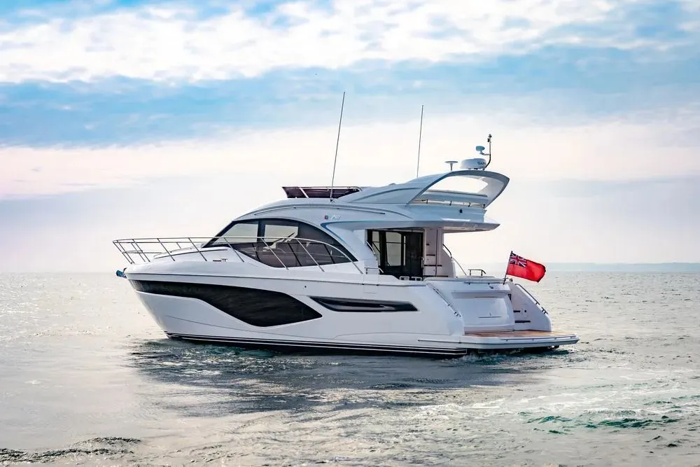 Princess F50 — Exterior photo 5