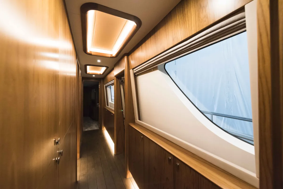 Wim Van Der Valk — Interior photo 12
