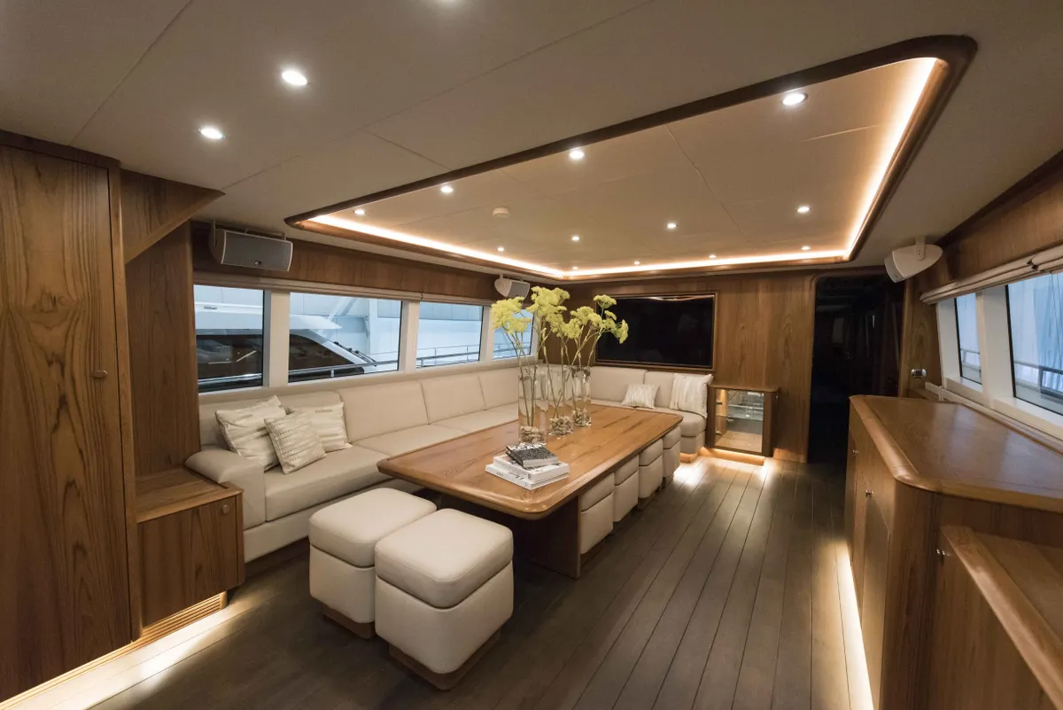 Wim Van Der Valk — Interior photo 2