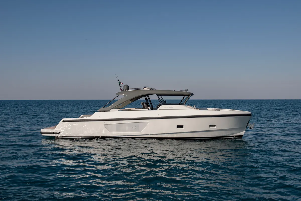 Bluegame BG54 — Exterior photo 5
