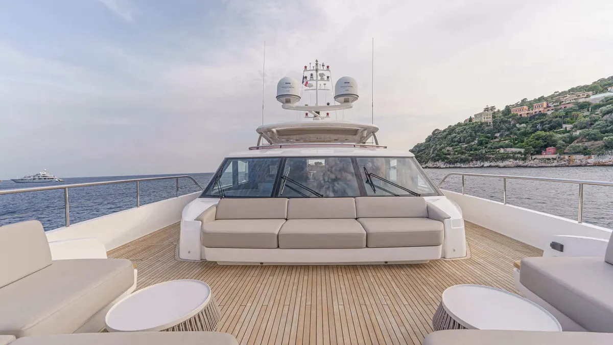 Princess 35M Avalon — Exterior photo 13