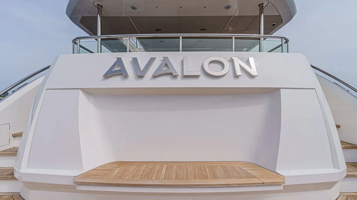 Princess 35M Avalon — Exterior photo 20