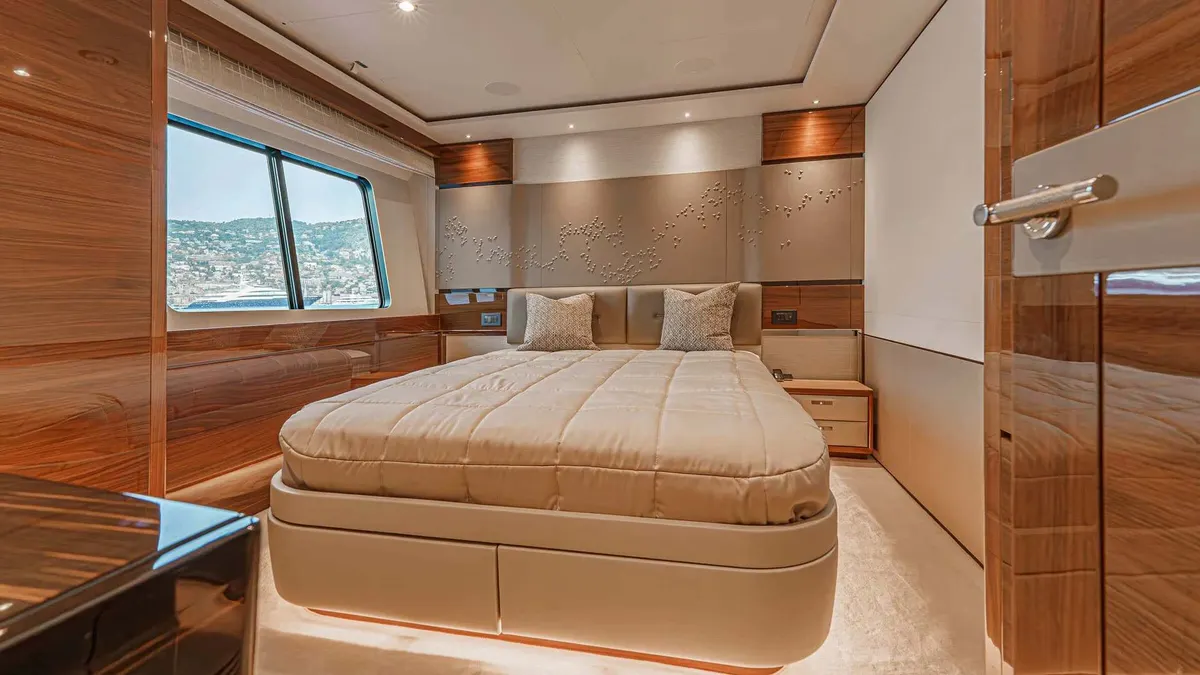Princess 35M Avalon — Exterior photo 33