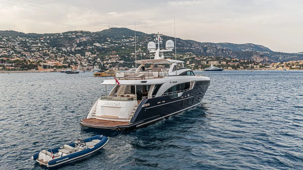 Princess 35M Avalon — Exterior photo 7