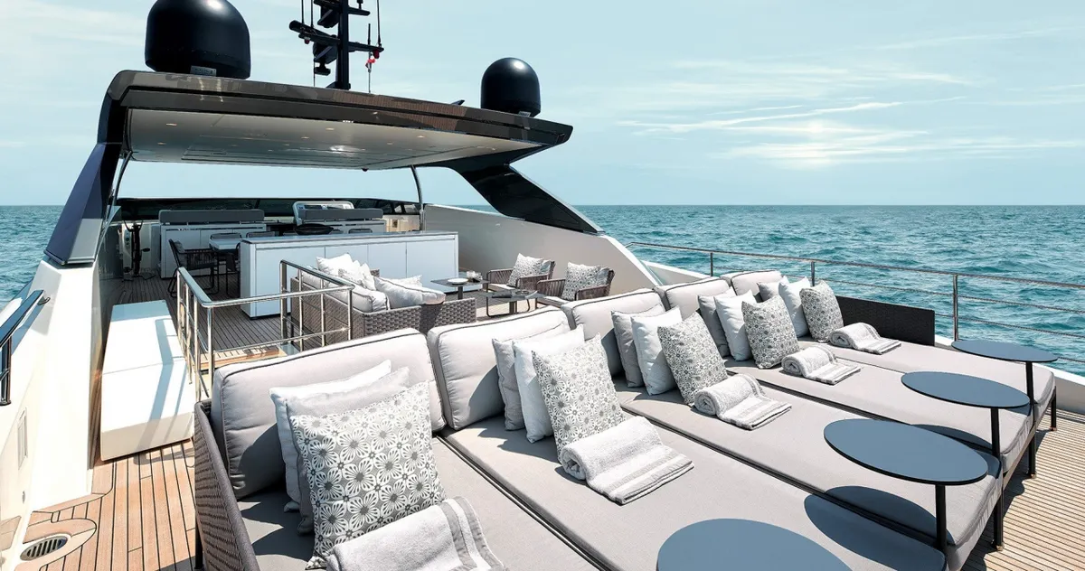 Sanlorenzo SL118 — Interior photo 5