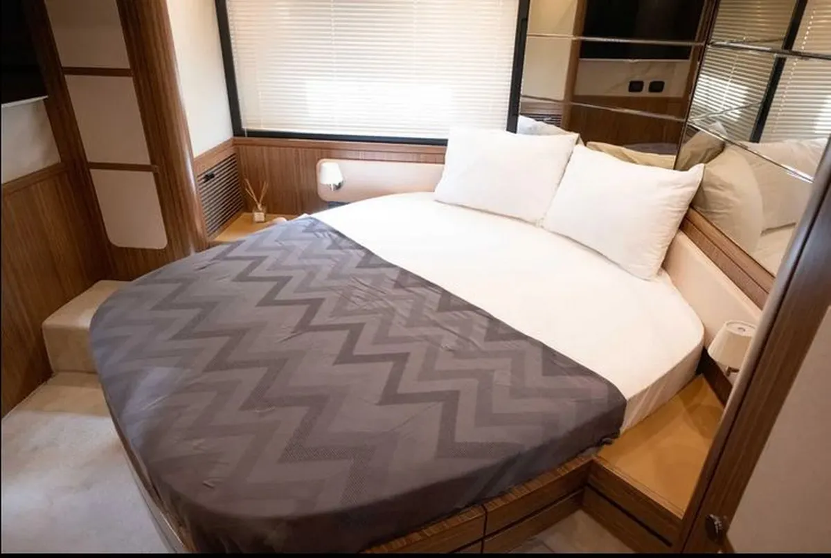 Azimut Magellano 53 — Interior photo 8