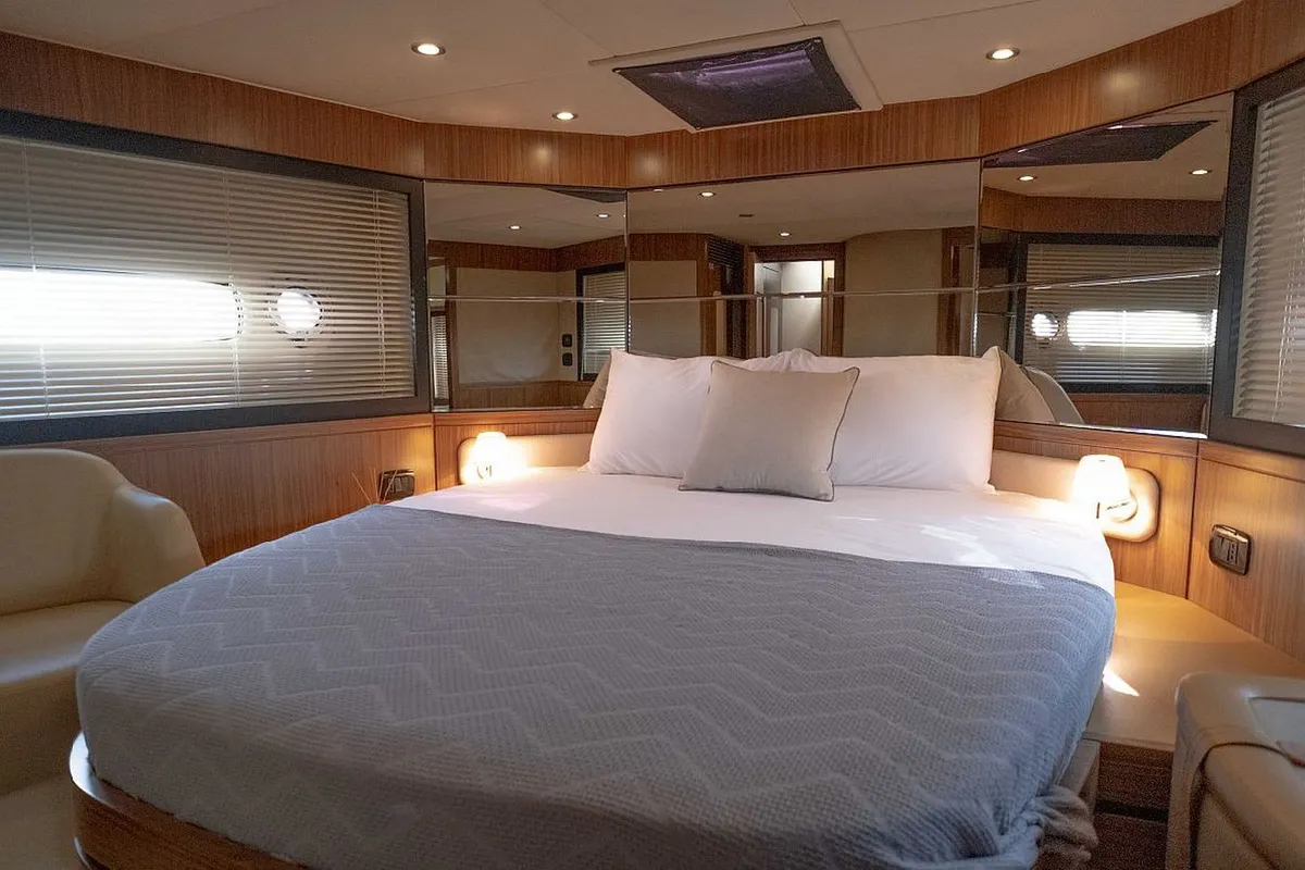 Azimut Magellano 53 — Interior photo 9