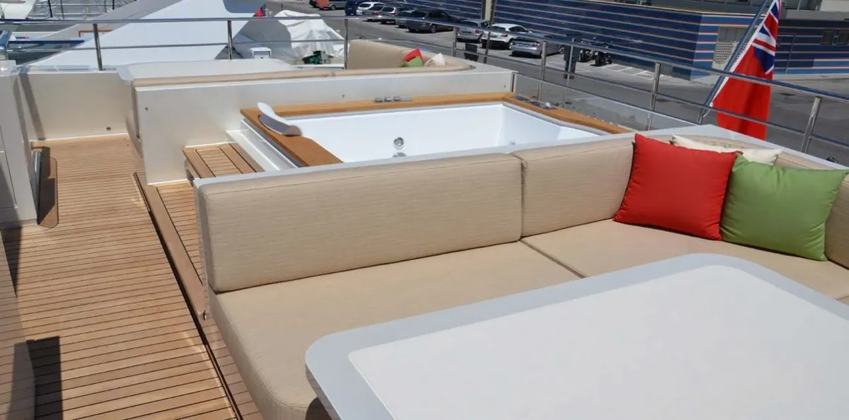 Sanlorenzo 40Alloy Liliya — Exterior photo 12