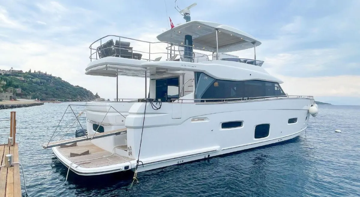Azimut Magellano 66 (020)