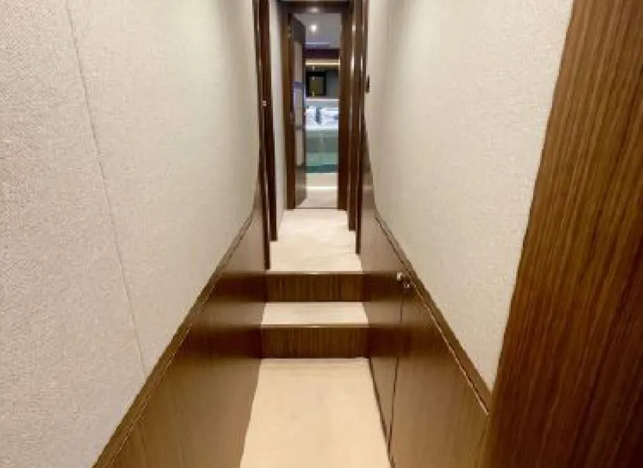 Azimut Magellano 66 (020) — Interior photo 8