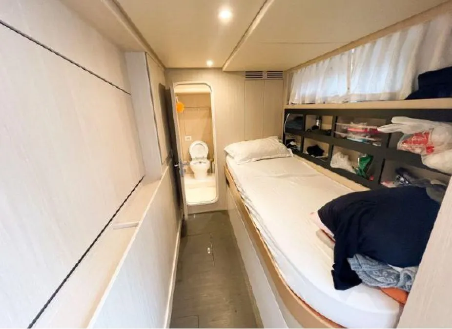Azimut Magellano 66 (020) — Interior photo 16