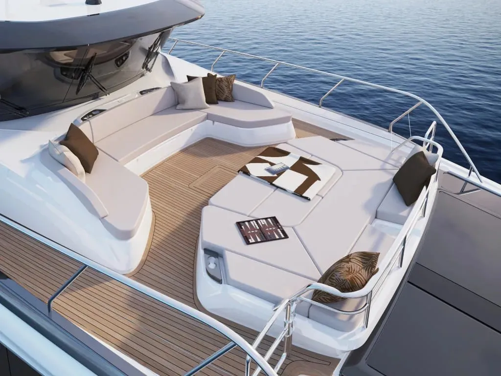 Princess X90 — Exterior photo 3