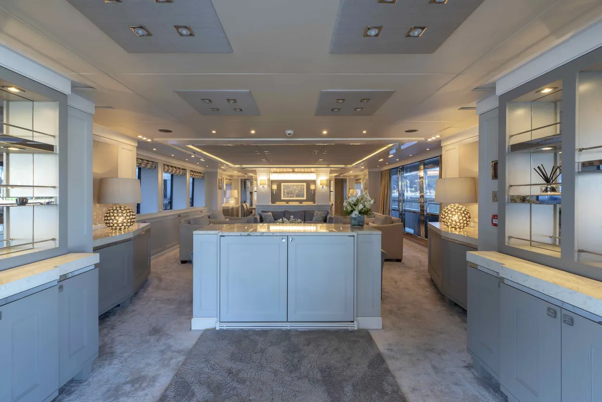 Sunseeker 131 Yacht - Ambassador — Exterior photo 15