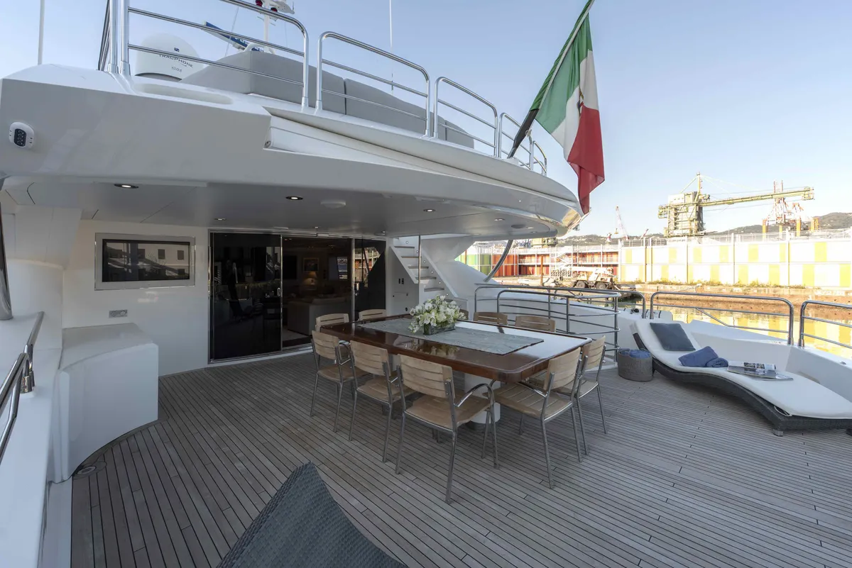 Sunseeker 131 Yacht - Ambassador — Exterior photo 8