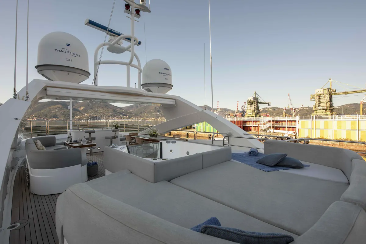Sunseeker 131 Yacht - Ambassador — Exterior photo 9