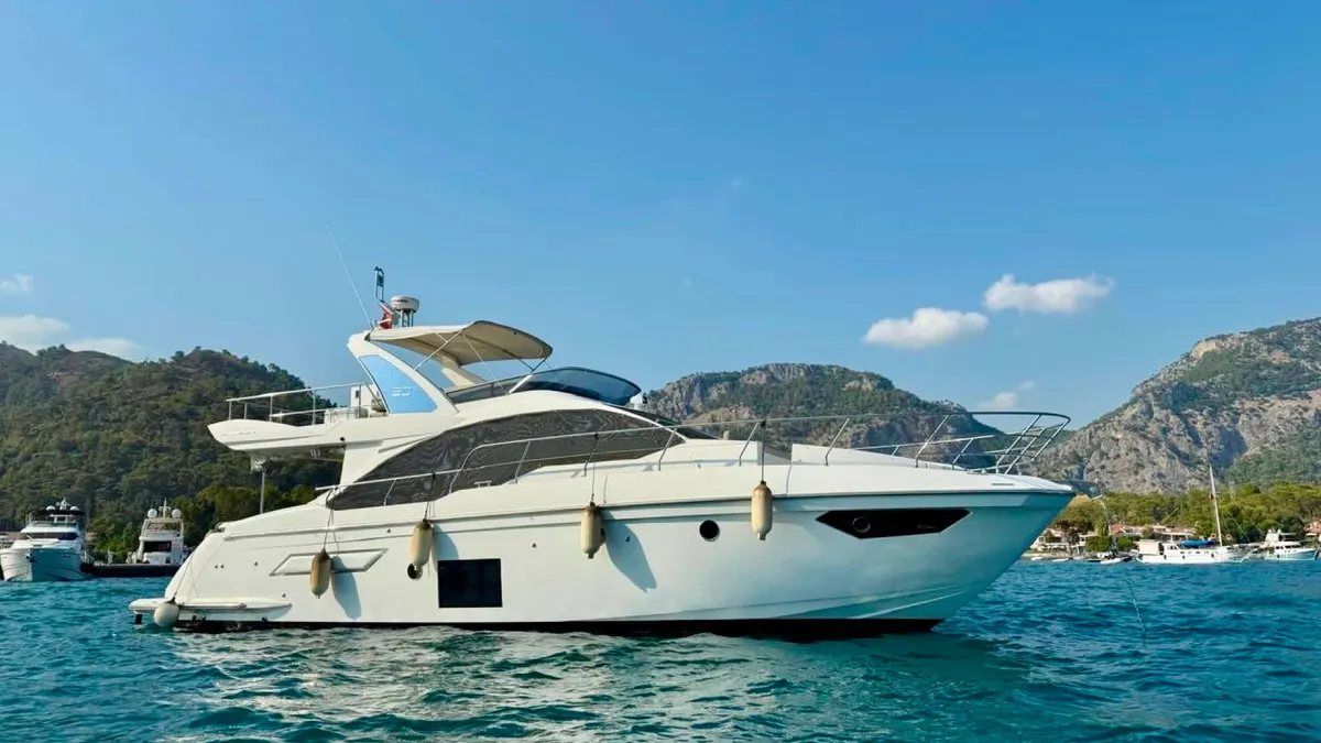 Azimut 50