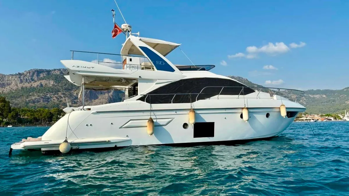 Azimut 50 — Exterior photo 5