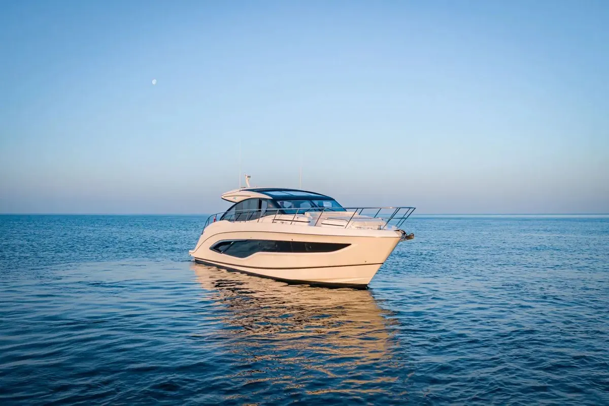 Princess V55 — Exterior photo 12