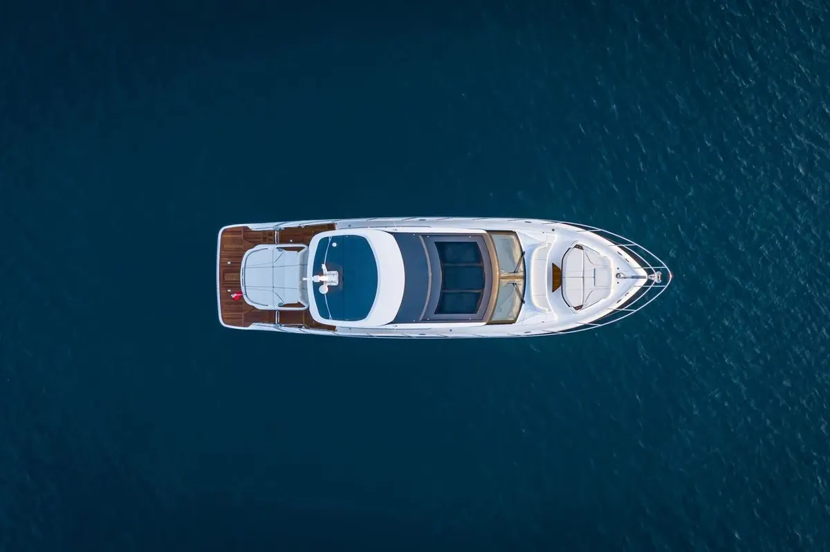 Princess V55 — Exterior photo 13