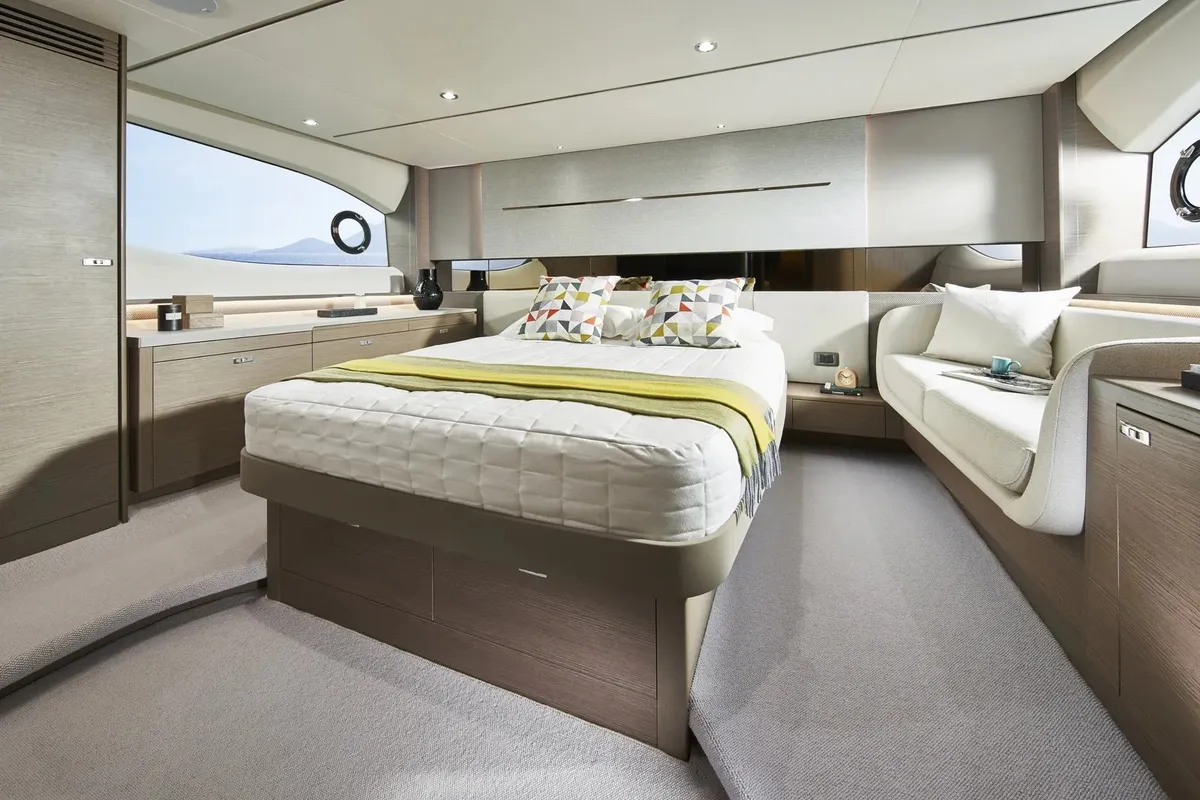 Princess V55 — Exterior photo 20