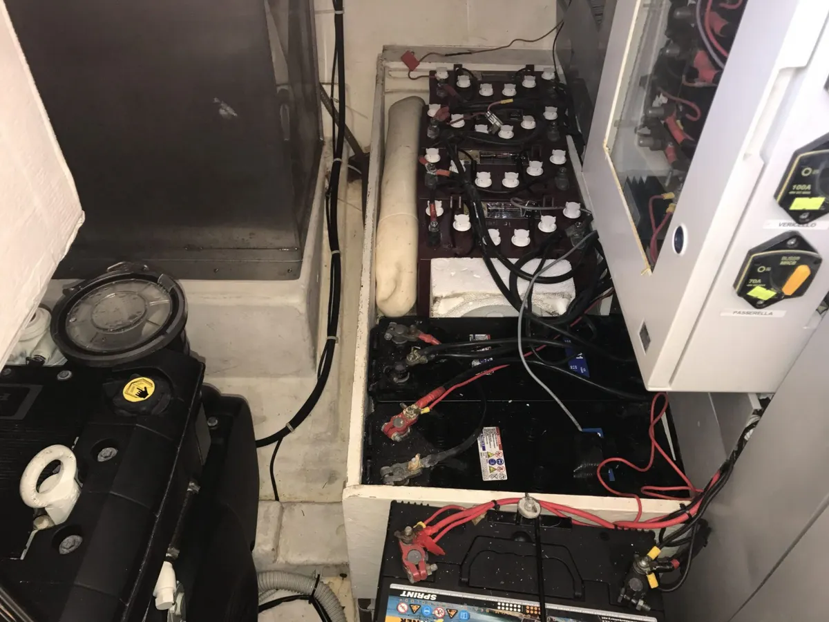 Salpa 50.5 — Interior photo 3