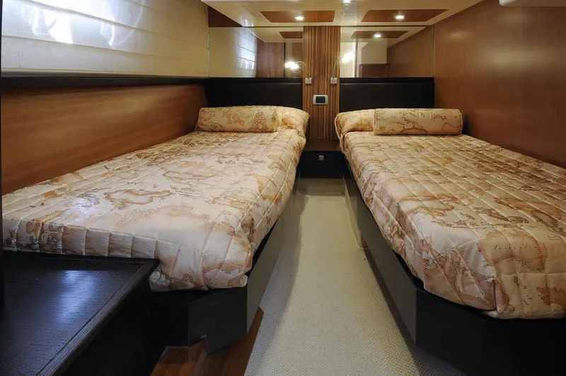 Salpa 50.5 — Interior photo 9