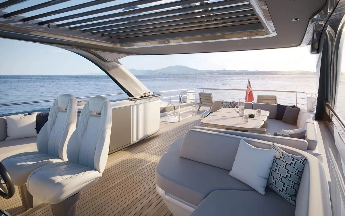 Princess Y80 — Exterior photo 23