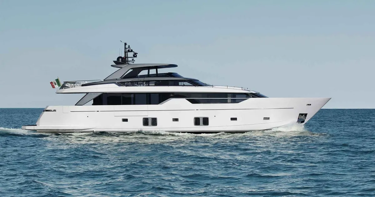 Sanlorenzo SL102A