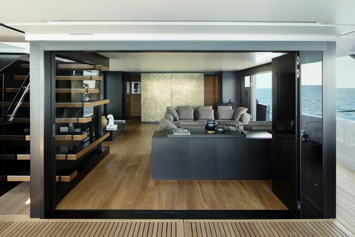 Sanlorenzo SL102A — Interior photo 2