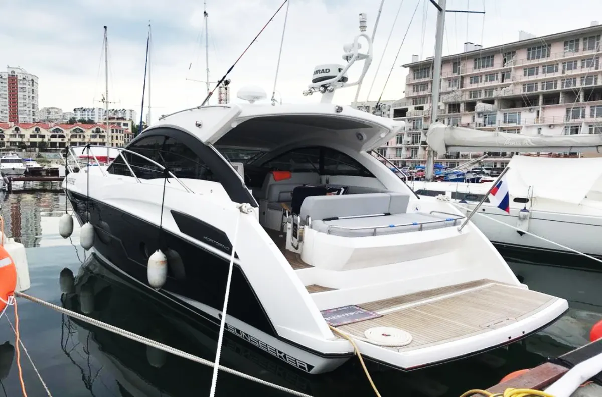 Sunseeker Portofino 40 — Exterior photo 5