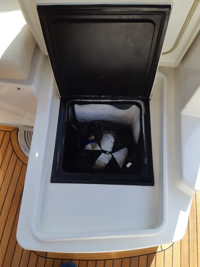 Azimut 54 — Interior photo 22